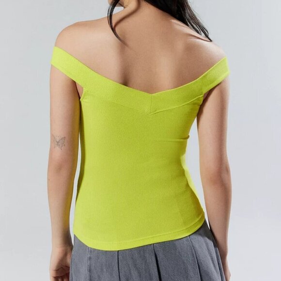 NWT UO Silence + Noise Veronica Off The Shoulder Lime Green Tank Top - Picture 2 of 5